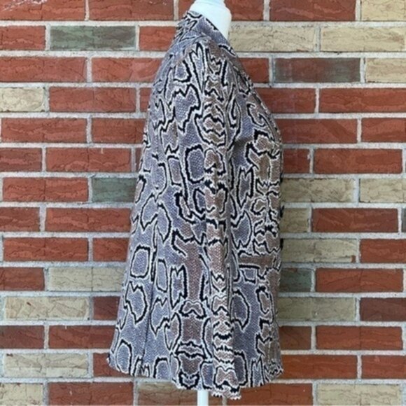 🐍 CAbi Python Snake Print Double Breasted Black Brown Long Sleeve Blazer Jacket - Picture 6 of 16